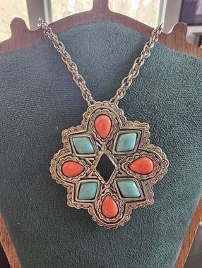 Vintage Avon Necklace
